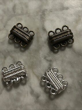 Findings: 2 Triple Strand magnetic clasps